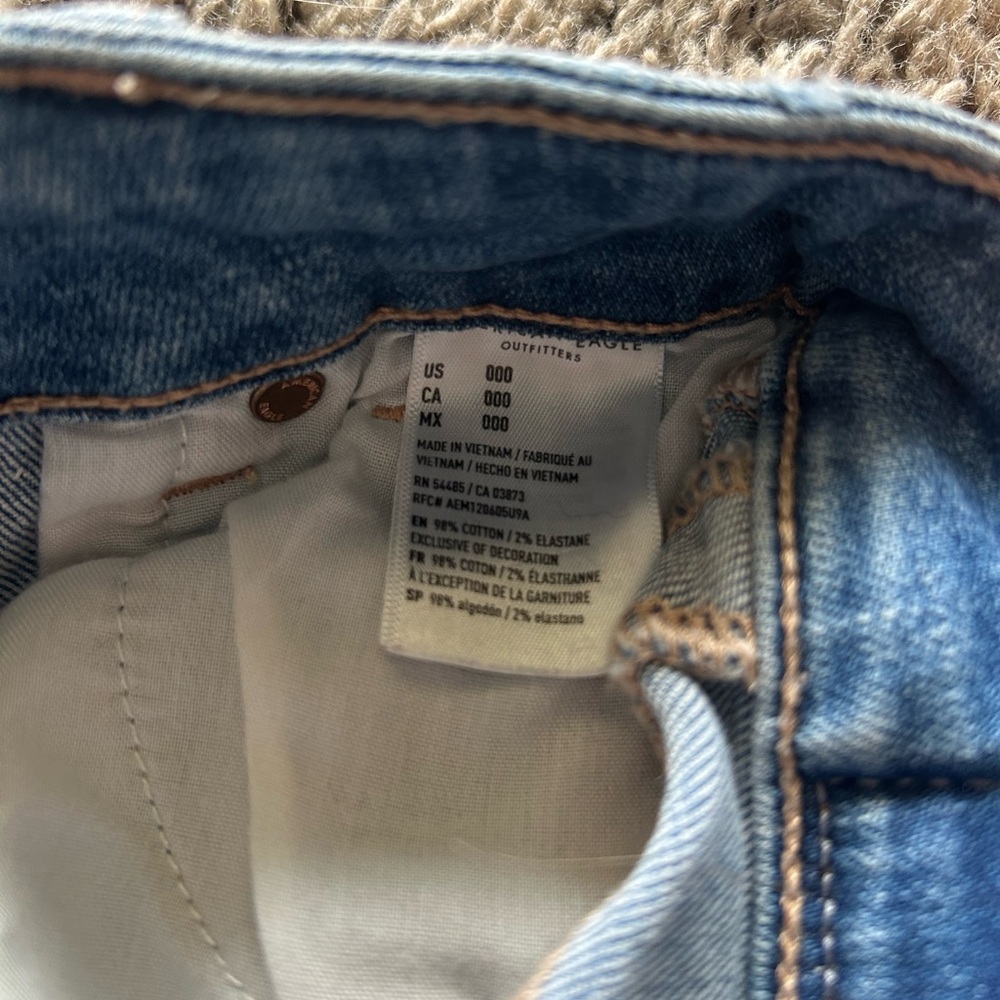 American Eagle Outfitters Distressed Blue Denim Jean Shorts - Picture 3 of 4